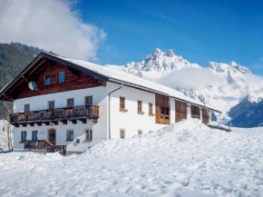 Holiday Home Glatzbichl by Interhome Pfarrwerfen